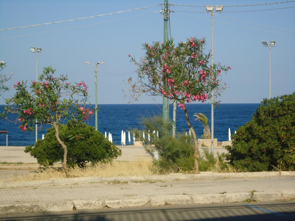 B&B Mareen Santa Maria al Bagno Exterior foto